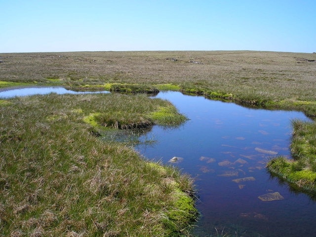 Photo "Mallerstang" by John Illingworth (CC BY-SA) / Cropped from original