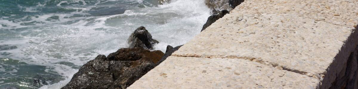 Photo "® ALMERIA COSTA PUERTO DEPORTIVO ESPIGON" by Concepcion AMAT ORTA… (Creative Commons Attribution 3.0) / Cropped from original