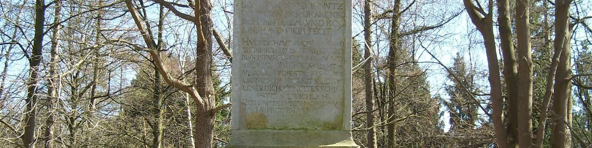 Photo "Westseite des "Tempels von Nordoe"" by C.Löser (Creative Commons Attribution 3.0 de) / Cropped from original