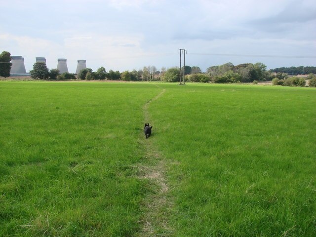 Photo "Byram cum Sutton" by Bill Henderson (CC BY-SA) / Cropped from original