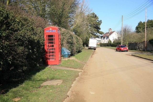 Foto "Rowston" por roger geach (CC BY-SA) / Recortada de la original