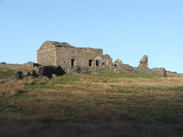 Photo "Carlton Highdale" by Steve Partridge (CC BY-SA) / Cropped from original