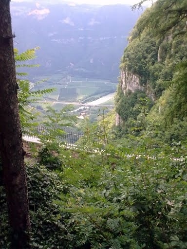 Spiazzi - panorama z Sanktuarium Madonna Della Corona na Doline Adygi