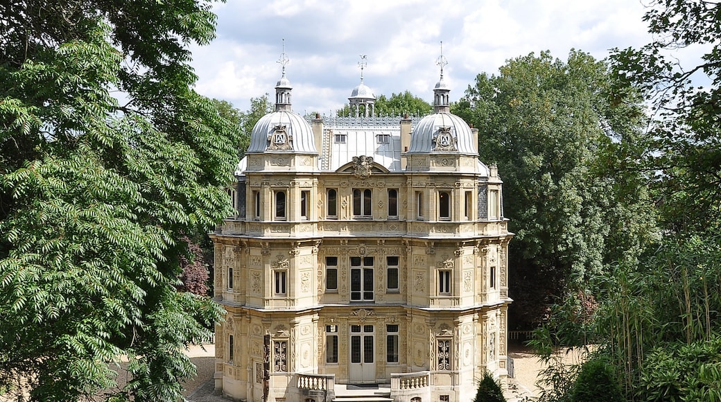 Foto „Château de Monte-Cristo“ von Moonik (CC BY-SA)/zugeschnittenes Original