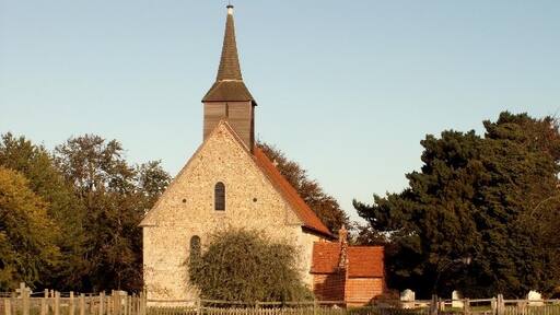 Kuva ”Faulkbourne” käyttäjältä Robert Edwards (CC BY-SA) / rajattu alkuperäisestä kuvasta