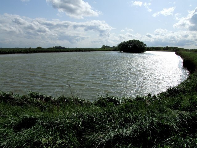 Photo "Halton Holegate" by Dave Hitchborne (CC BY-SA) / Cropped from original