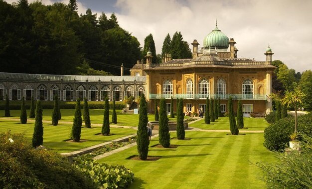 Billede "Sezincote" af Cameraman (CC BY-SA) / beskåret fra det originale billede