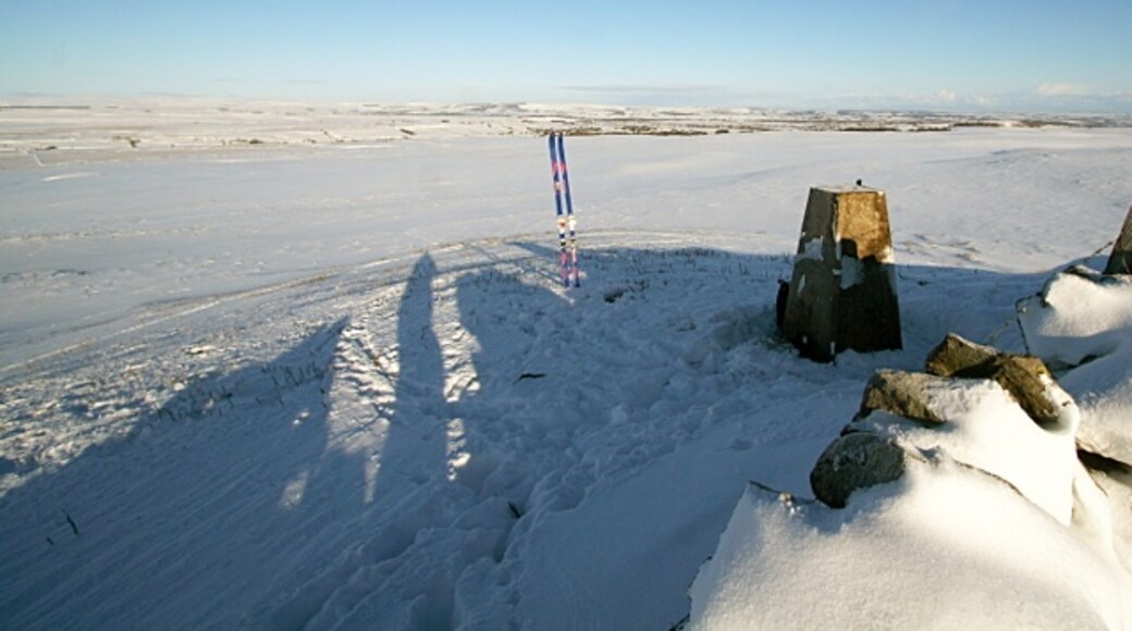 "Gilmonby"-foto av Andy Waddington (CC BY-SA) / Urklipp från original