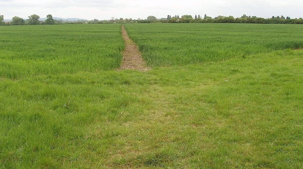 Photo "Broughton Hamlet" by David Hawgood (CC BY-SA) / Cropped from original