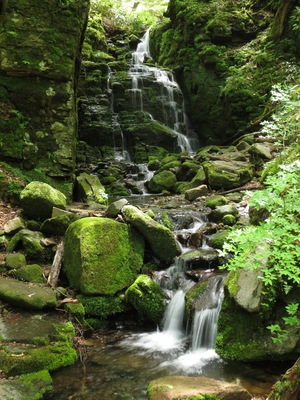 Ryōsen Falls.