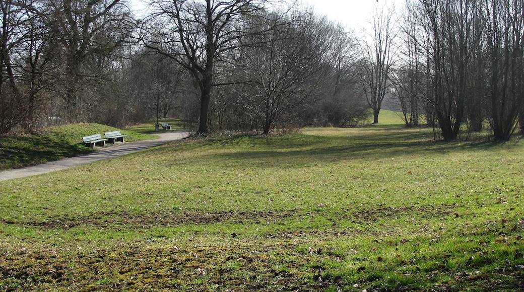 Foto „Herzogpark“ von Gras-Ober (CC BY-SA)/zugeschnittenes Original