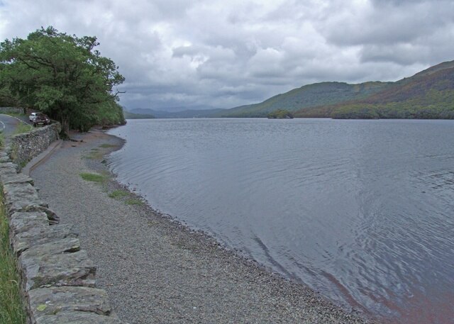 Kuva ”Blawith and Subberthwaite” käyttäjältä Dennis Turner (CC BY-SA) / rajattu alkuperäisestä kuvasta