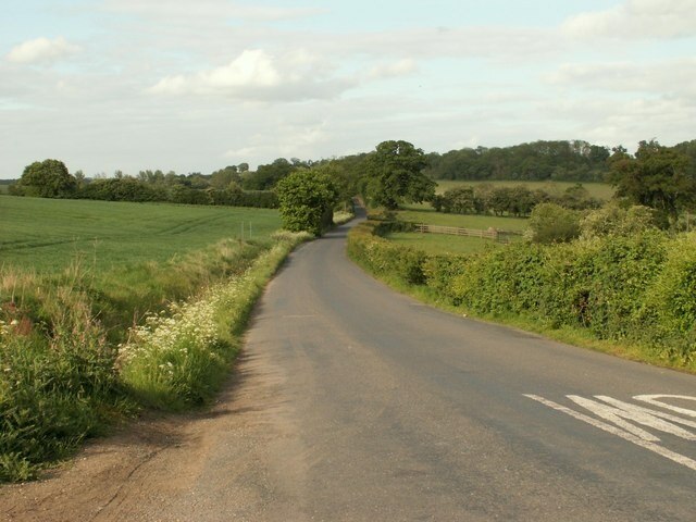 Photo "Sacombe" by Robert Edwards (CC BY-SA) / Cropped from original