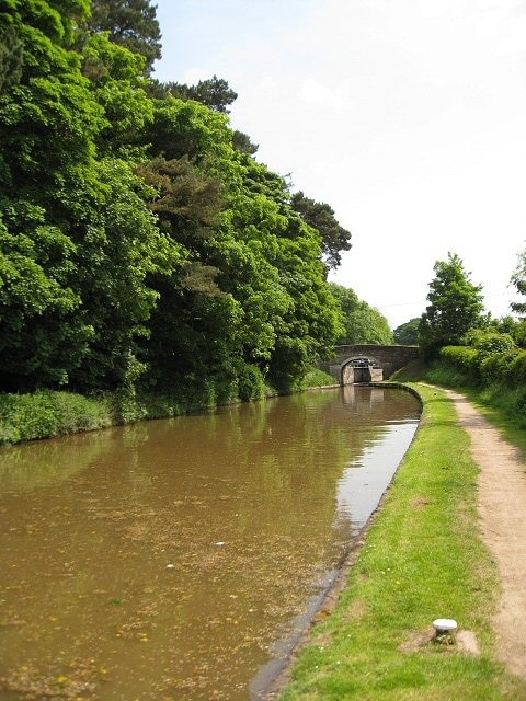 "Sutton Upon Tern"-foto av Alison Rawson (CC BY-SA) / Urklipp från original