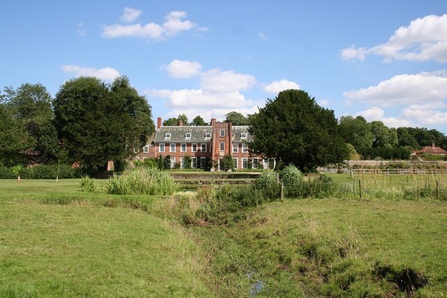 Photo "Harrington" by Richard Croft (CC BY-SA) / Cropped from original