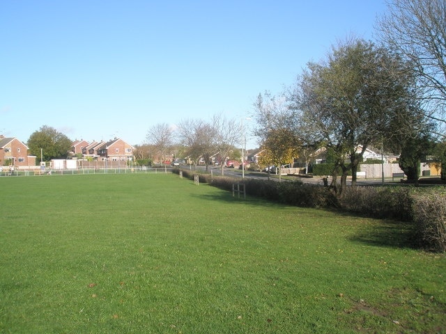 Hazleton Way Rec (4) Looking from Rosemary Way.