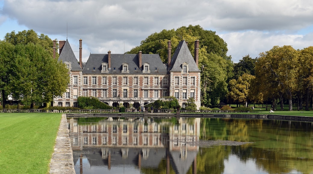 Foto „Château de Courances“ von Pline (CC BY-SA)/zugeschnittenes Original