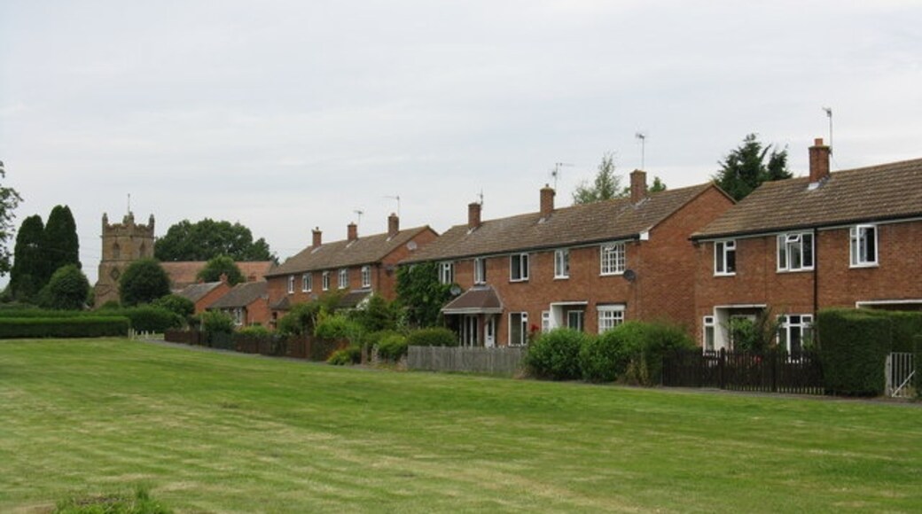 Foto “Broadheath” tomada por Whatlep (CC BY-SA); recorte de la original