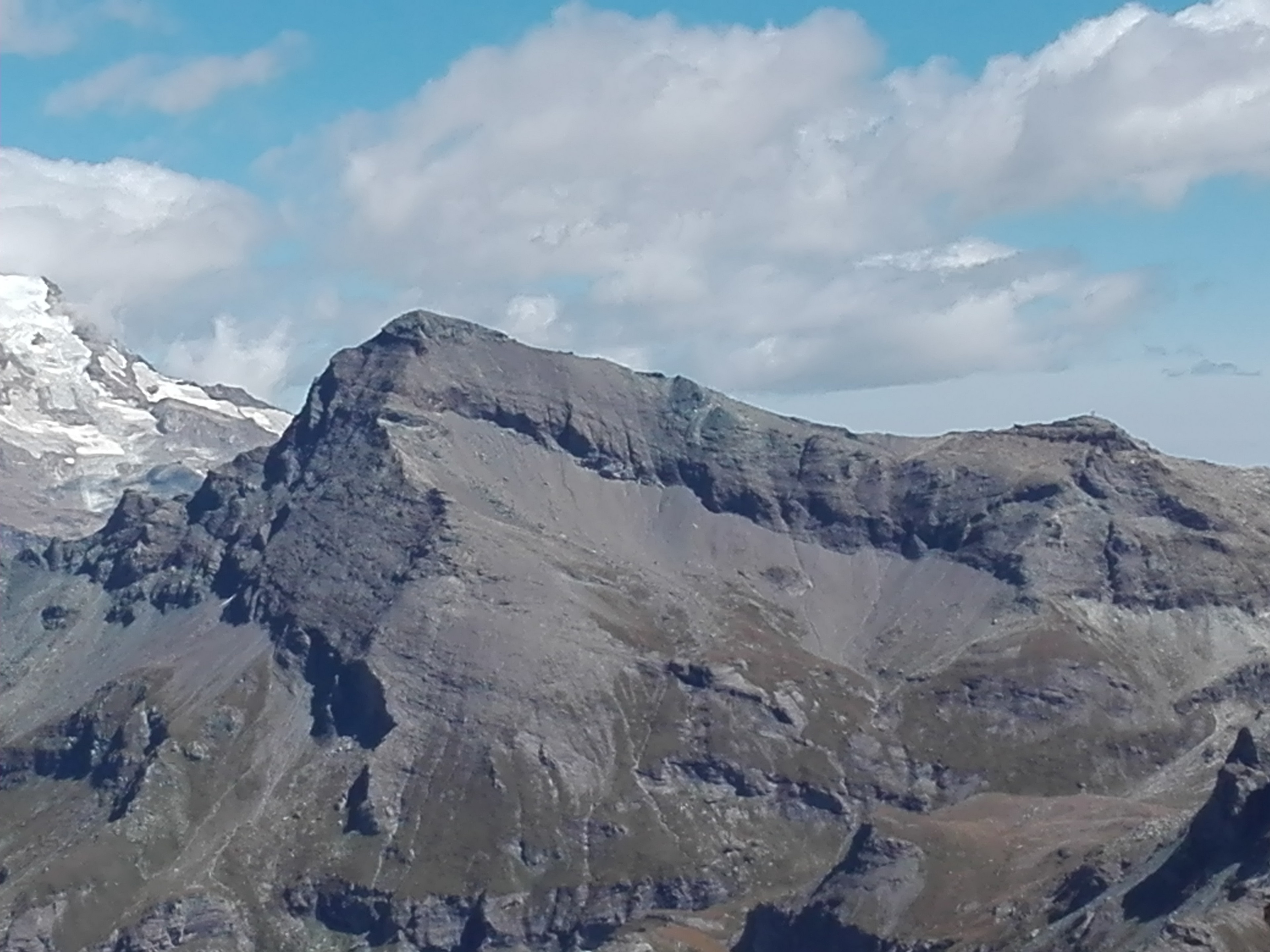 Photo "<h2>Top places to stay near the slopes</h2>" by Francofranco56 (CC BY-SA) / Cropped from original