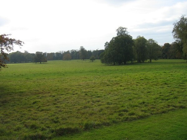 Ảnh "Beningbrough" của Les Hull (CC BY-SA) / Cắt từ ảnh gốc