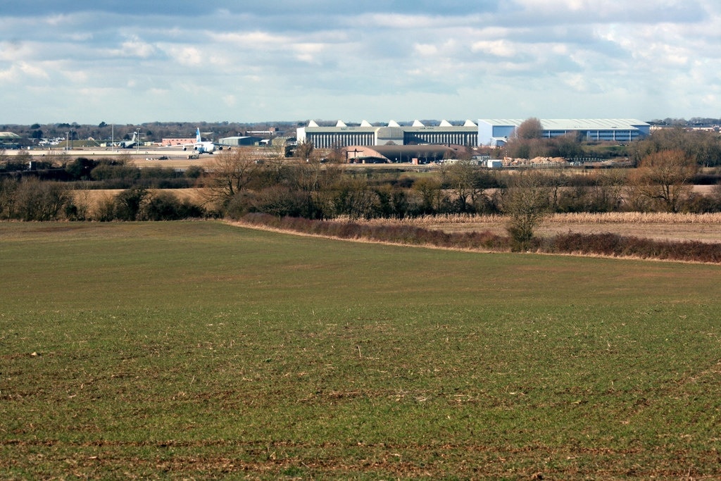 Kuva ”Lew” käyttäjältä Des Blenkinsopp (CC BY-SA) / rajattu alkuperäisestä kuvasta