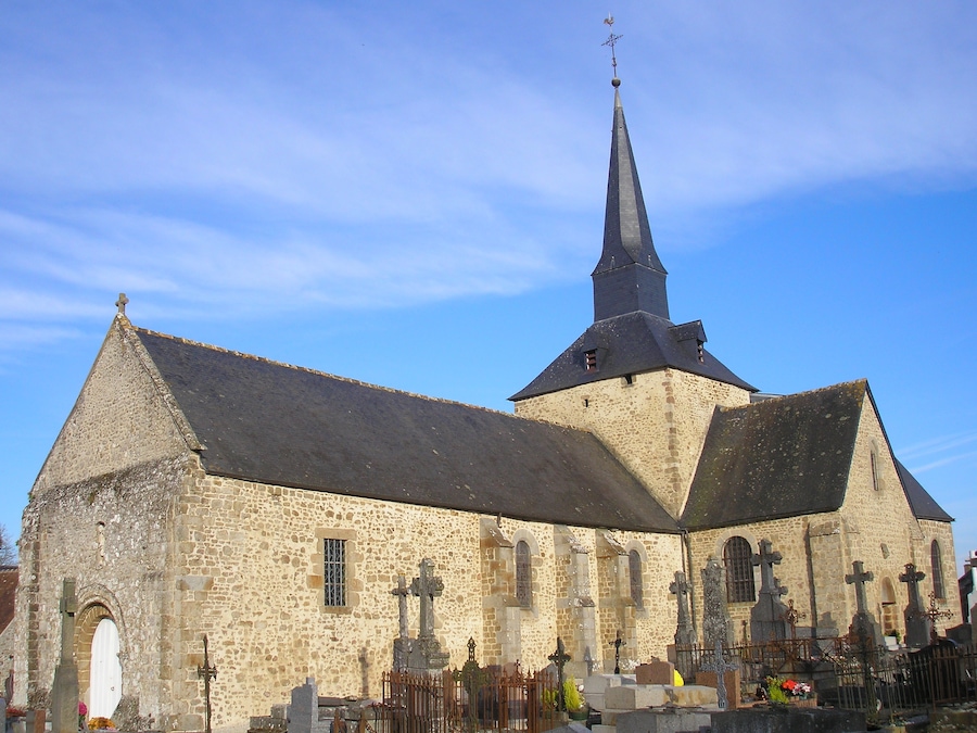 Sainte-Marguerite-de-Carrouges (Normandie, France). L'église Sainte-Marguerite.