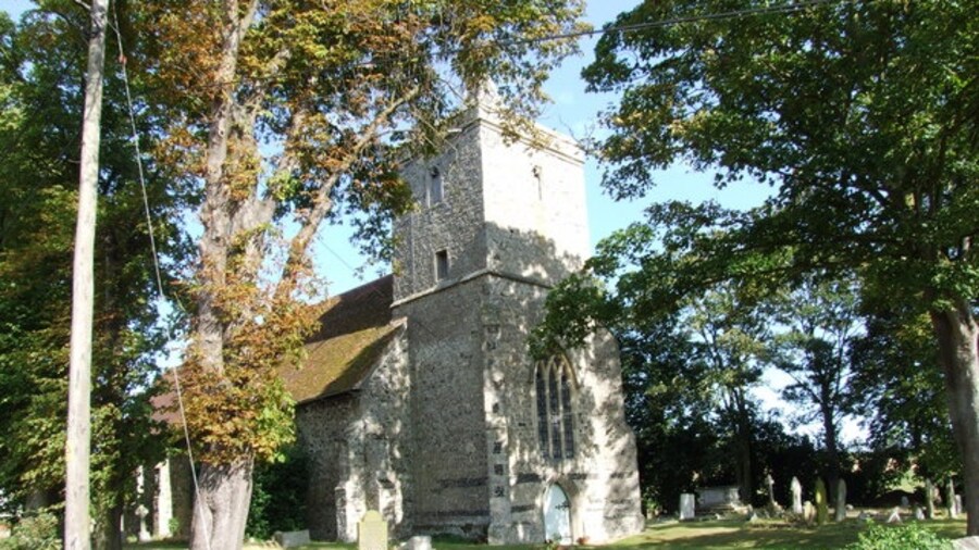 Photo "Parish church of St James the Great, Cooling, Kent, seen from the northwest" by Chris Whippet (Creative Commons Attribution-Share Alike 2.0) / Cropped from original
