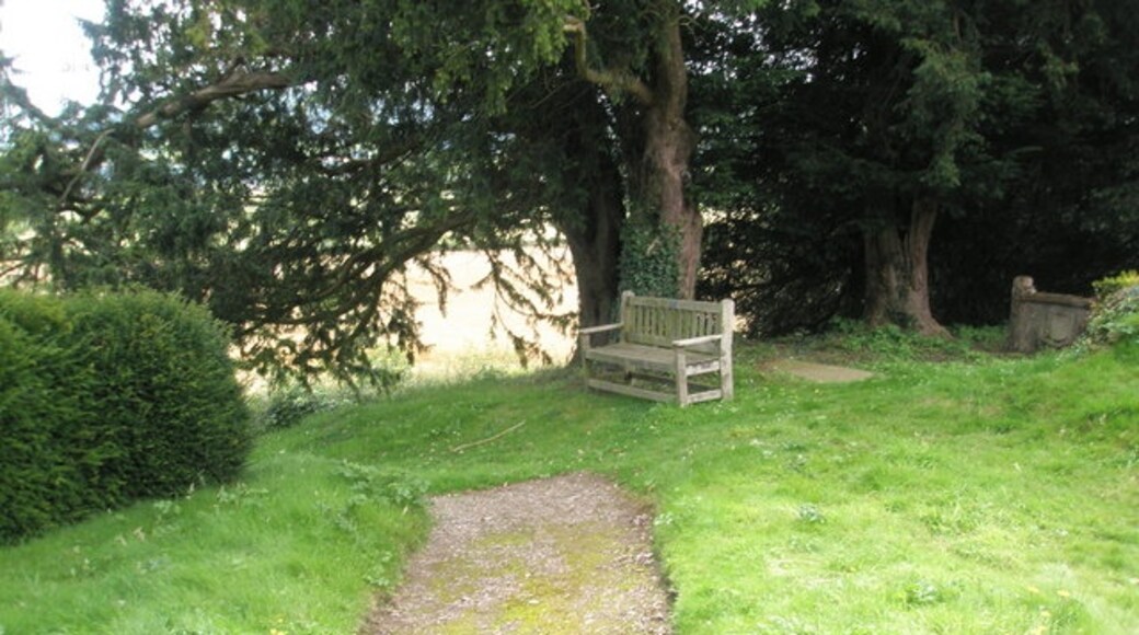 Photo "Sibdon Carwood" by Basher Eyre (CC BY-SA) / Cropped from original