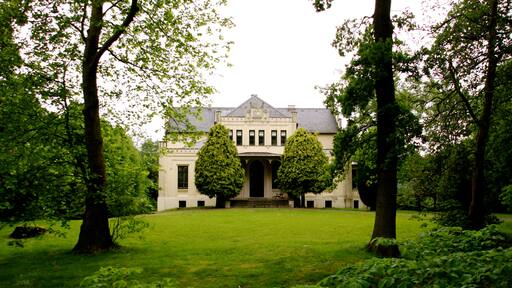 Foto ‘Loppersum’ van Matthias Süßen (CC BY-SA) / bijgesneden versie van origineel