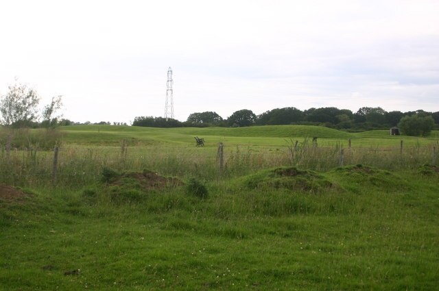 Photo "Kingsbrook" by Shaun Ferguson (CC BY-SA) / Cropped from original