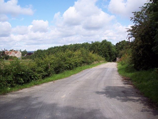 Photo "Edstone" by Trish Steel (CC BY-SA) / Cropped from original