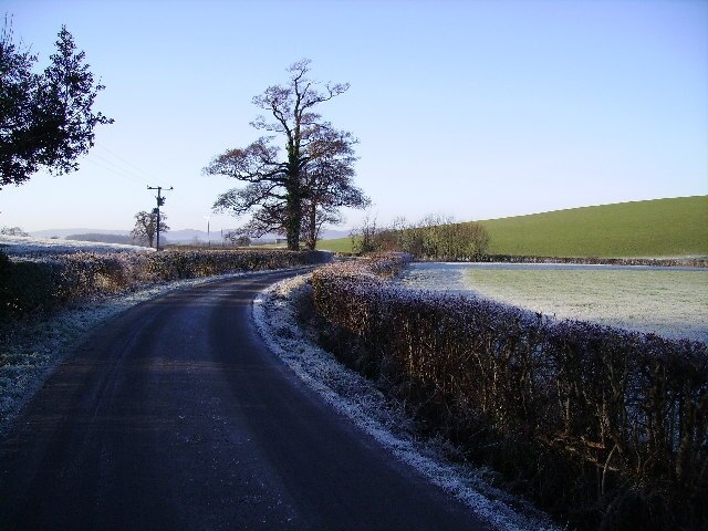 Kuva ”Heversham” käyttäjältä Ron Shirt (CC BY-SA) / rajattu alkuperäisestä kuvasta
