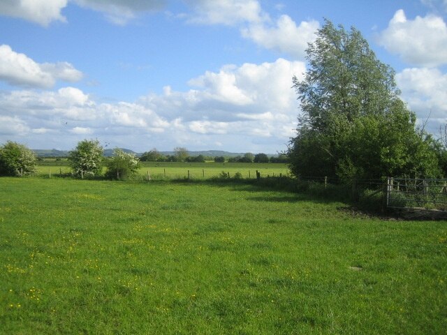 Photo "Dinton-with-Ford and Upton" by Andy Gryce (CC BY-SA) / Cropped from original