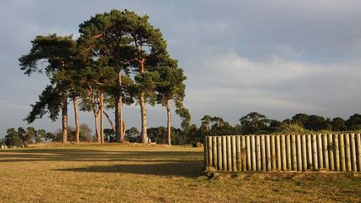 Kuva ”Herringswell” käyttäjältä Bob Jones (CC BY-SA) / rajattu alkuperäisestä kuvasta
