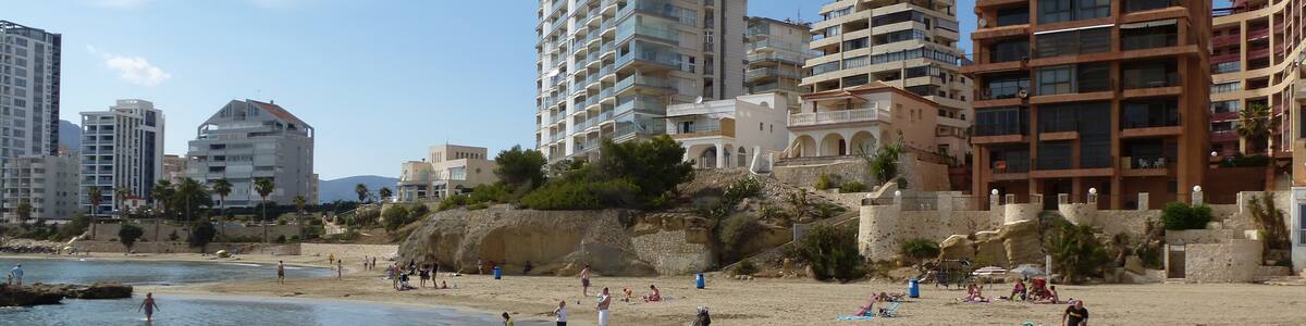 Photo "calpe" by chisloup (Creative Commons Attribution 3.0) / Cropped from original