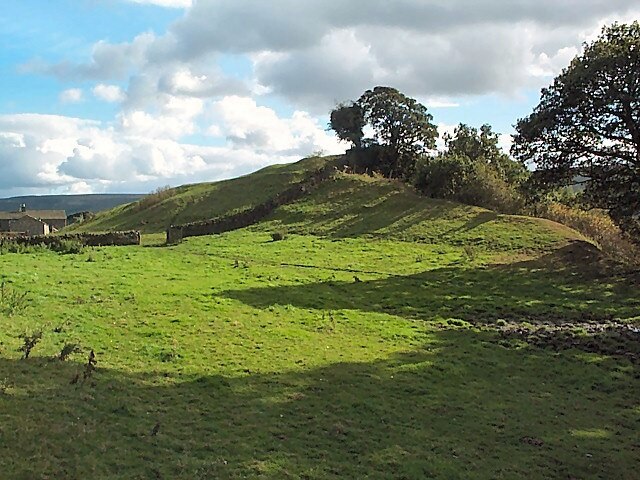 "Nesfield med Langbar"-foto av David Spencer (CC BY-SA) / Urklipp från original