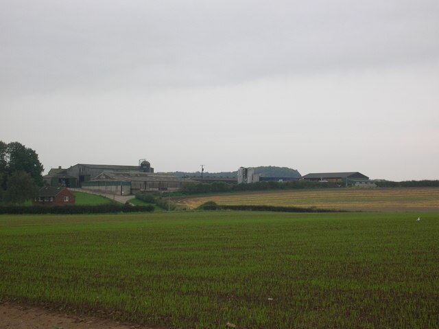 Foto “Plompton” tomada por DS Pugh (CC BY-SA); recorte de la original