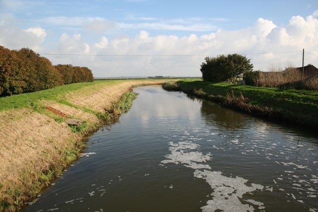 Kuva ”Wainfleet St Mary” käyttäjältä Richard Croft (CC BY-SA) / rajattu alkuperäisestä kuvasta