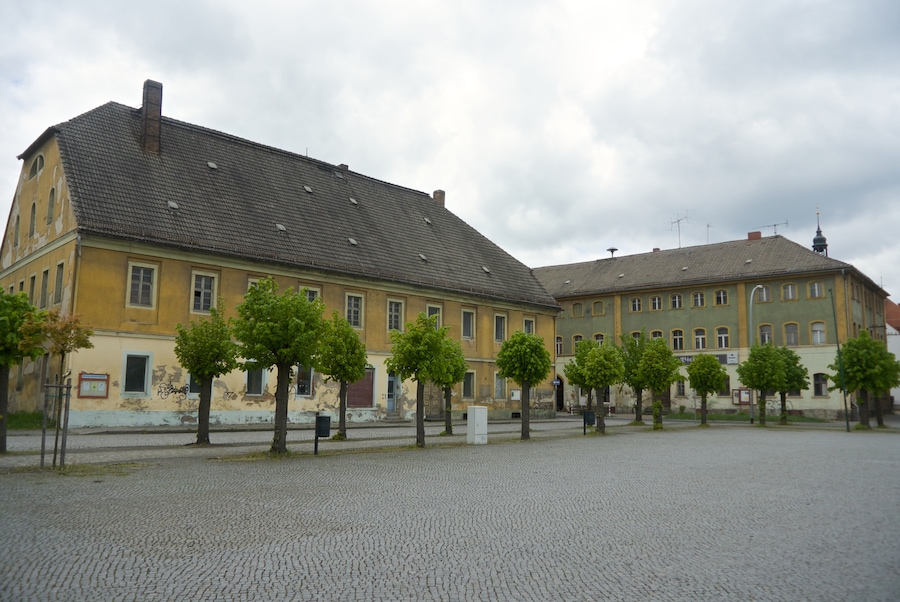 Hirschfelde - Ernst-Thälmann-Platz 12 und 13