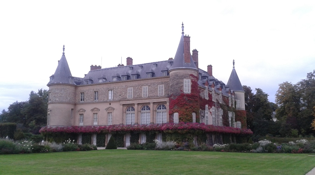 Foto „Château de Rambouillet“ von CGHdz (page does not exist) (CC BY-SA)/zugeschnittenes Original