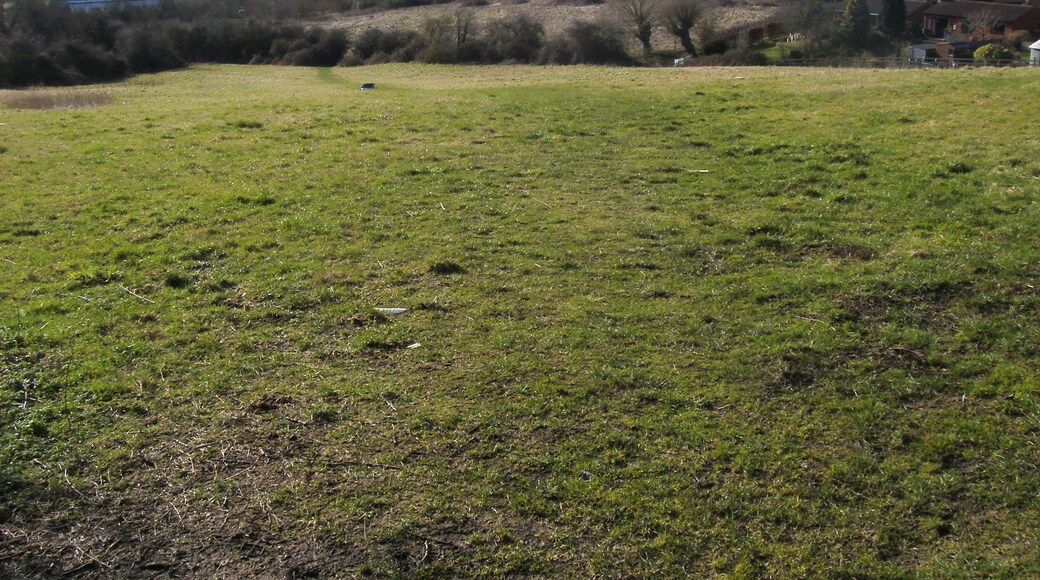 Photo "Wingrave with Rowsham" by Shaun Ferguson (CC BY-SA) / Cropped from original