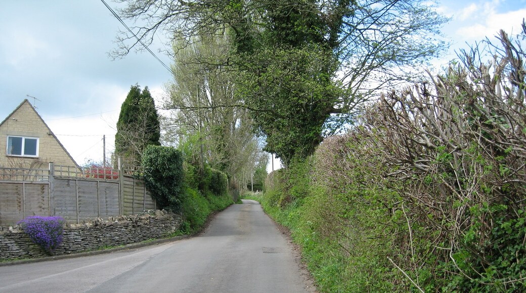 Foto „Pitchcombe“ von Les Shaw (CC BY-SA)/zugeschnittenes Original