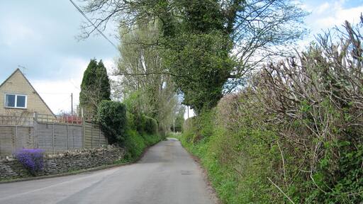 Foto „Pitchcombe“ von Les Shaw (CC BY-SA)/zugeschnittenes Original