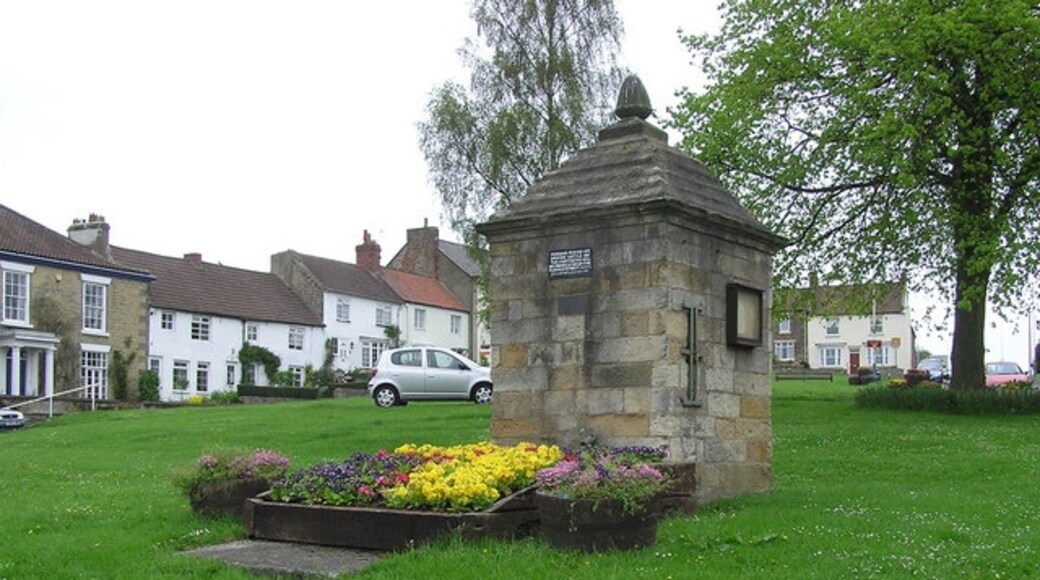 Foto "Heighington" por Hugh Mortimer (CC BY-SA) / Recortada de la original