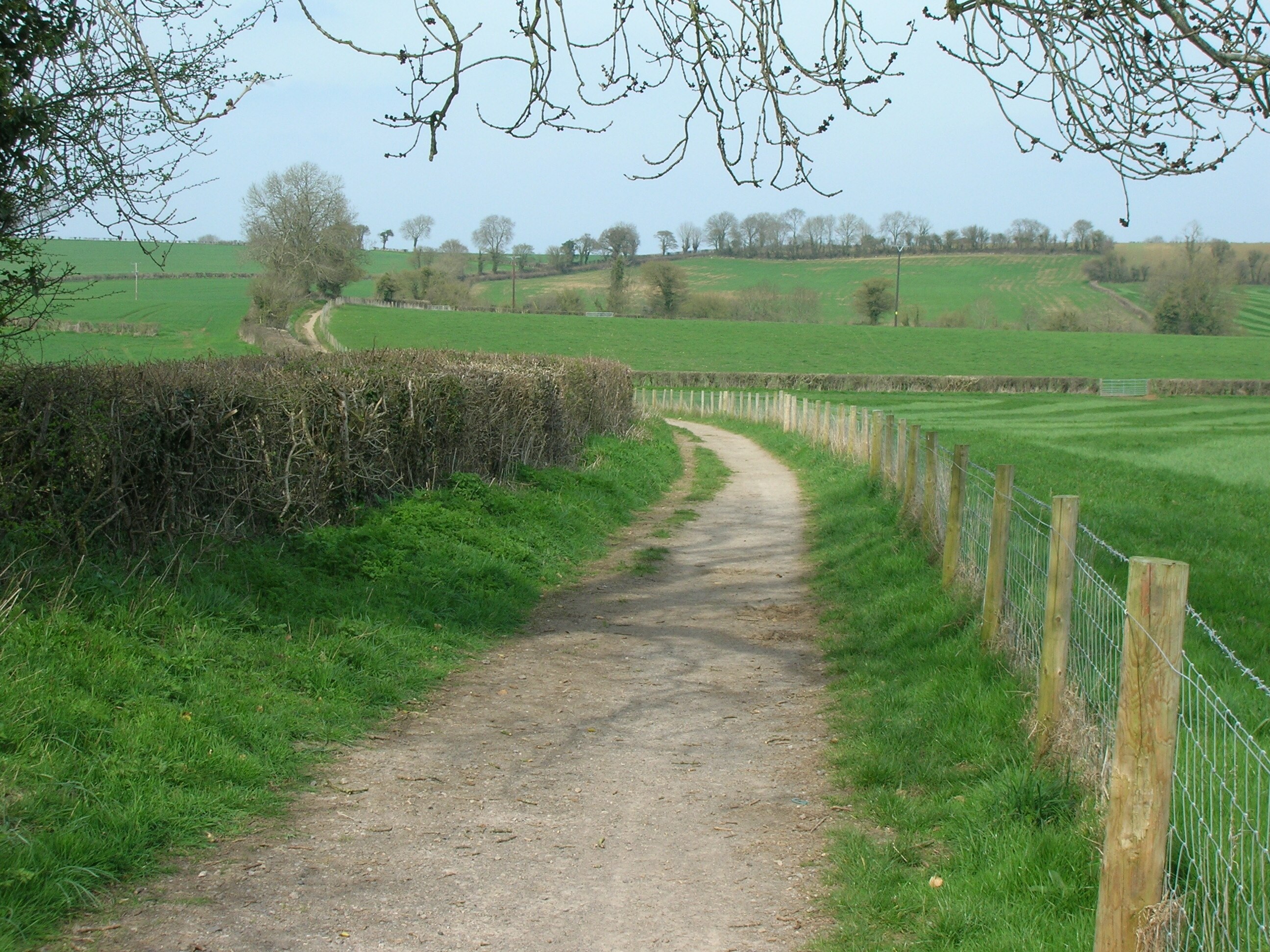 Photo "Shoscombe" by James Ayres (CC BY-SA) / Cropped from original