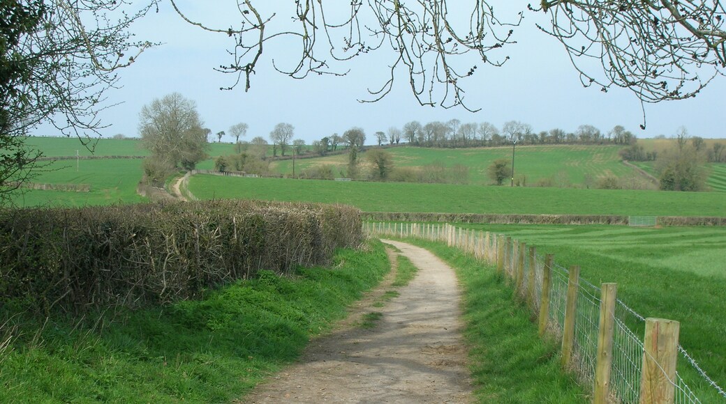 Photo "Shoscombe" by James Ayres (CC BY-SA) / Cropped from original