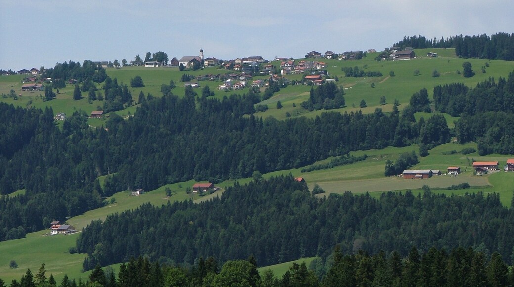 Photo "Krumbach" by Richard Mayer (CC BY) / Cropped from original