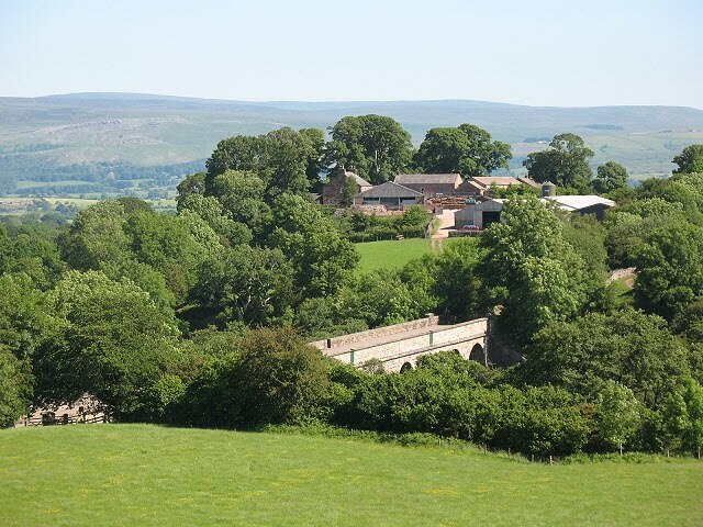 Photo "Nateby" by Stephen Craven (CC BY-SA) / Cropped from original