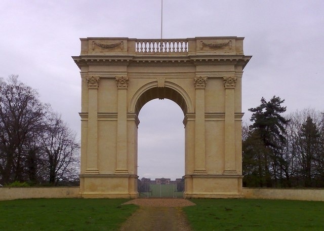 Foto „Radclive-cum-Chackmore“ von mick finn (CC BY-SA)/zugeschnittenes Original