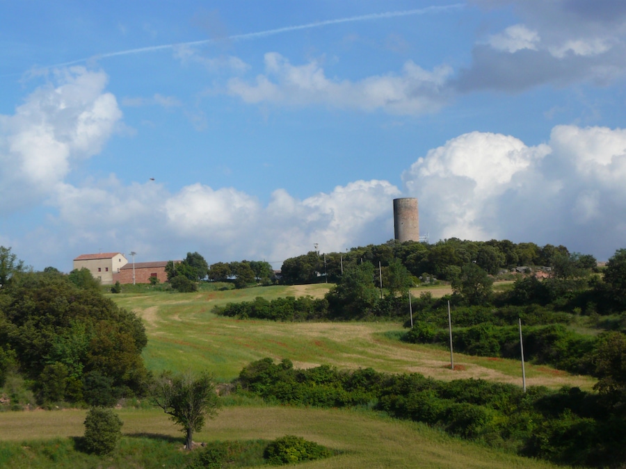 Torre del castell de la Manresana (els Prats de Rei)